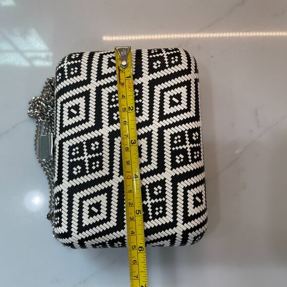 ⭐️HOST PICK⭐️ Sensational Zara Hard Shell Clutch - Picture 13 of 16